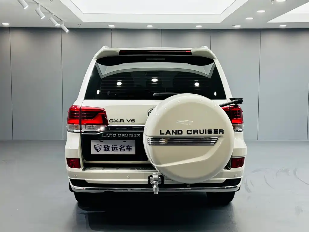 Toyota Land Cruiser — миниатюра 5