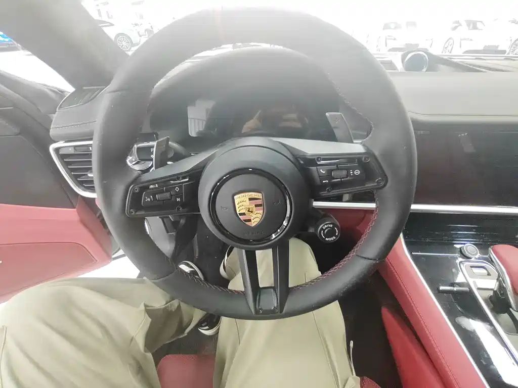Porsche Panamera — миниатюра 7