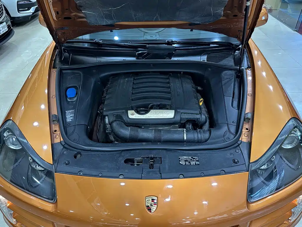 Porsche Cayenne — миниатюра 25