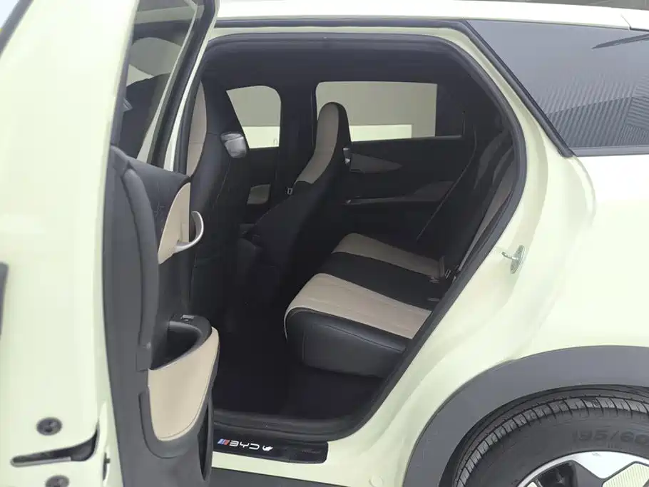 BYD Dolphin — миниатюра 11