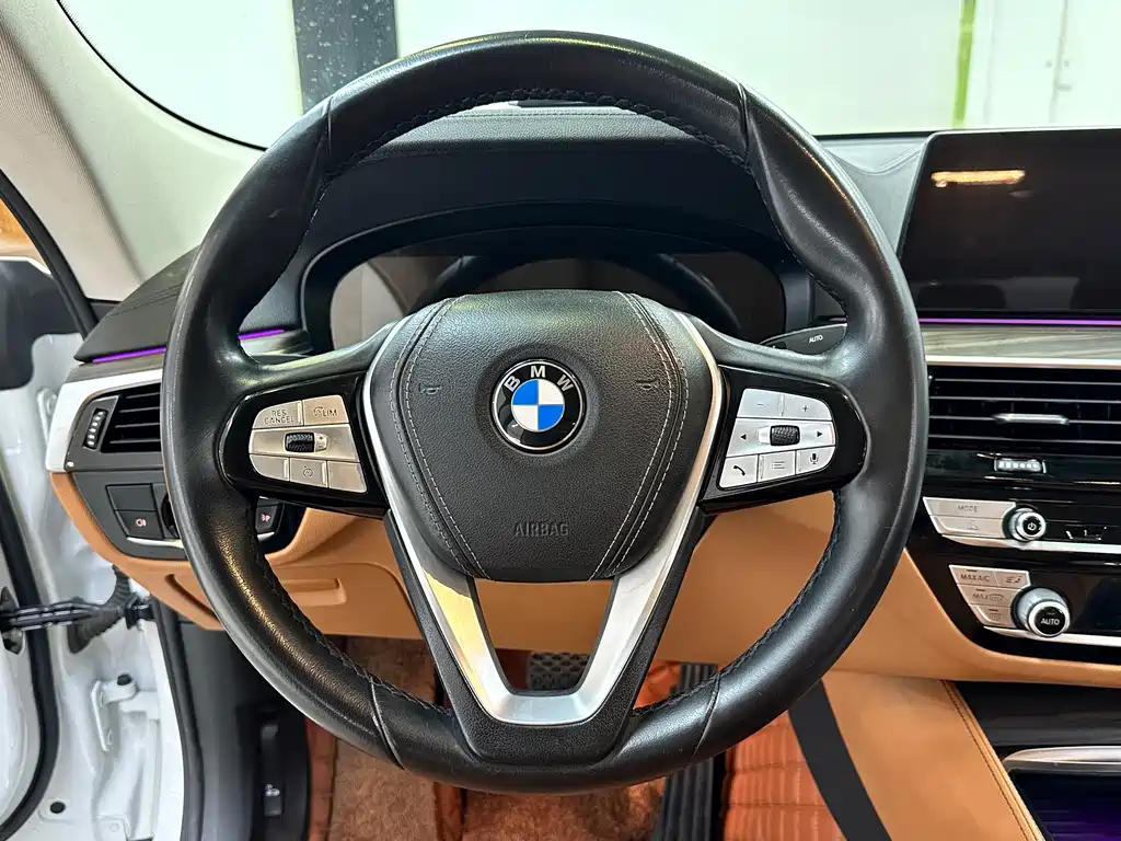 BMW 6 Series GT — миниатюра 12