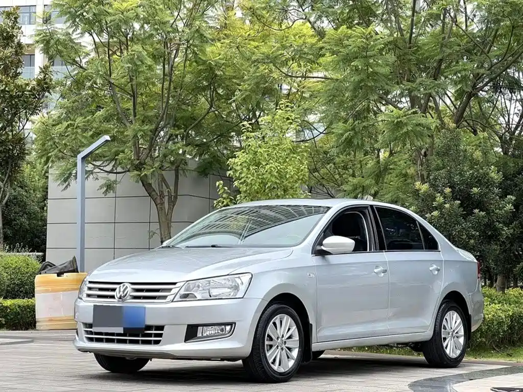 Volkswagen Santana — миниатюра 2
