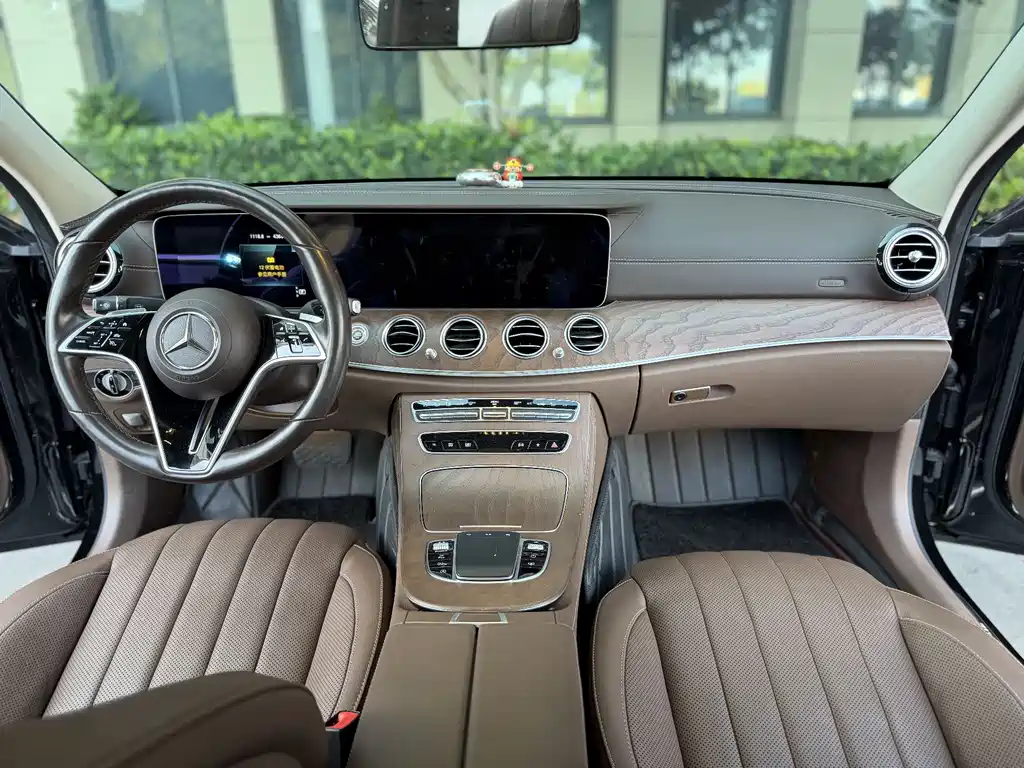 Mercedes-Benz E-Class E 2021 E 300 L Luxury