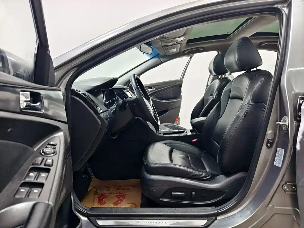 Hyundai Sonata — миниатюра 11