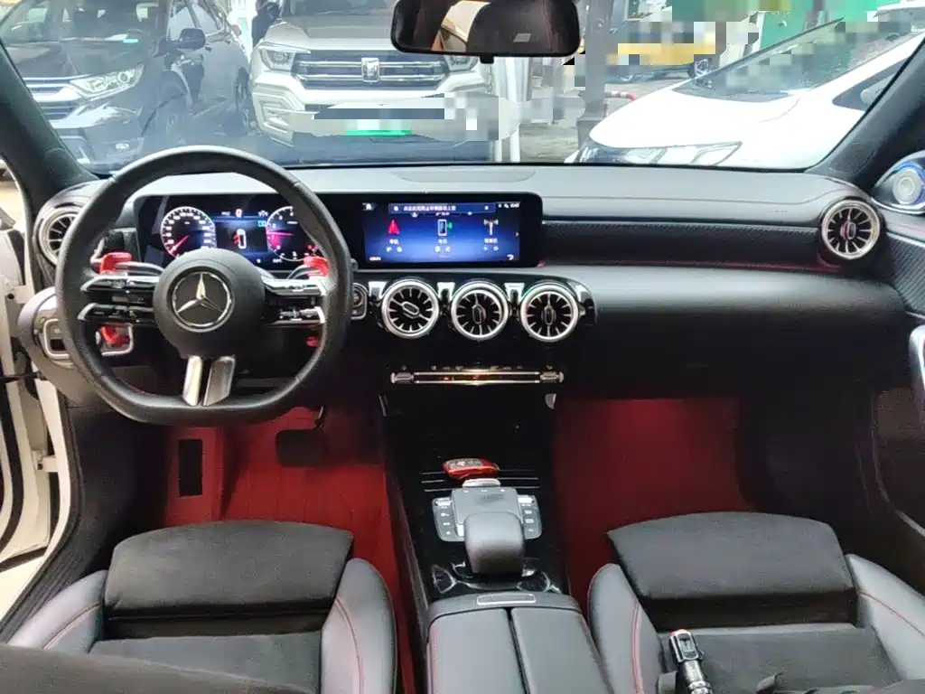 Mercedes-Benz A-Class — миниатюра 10