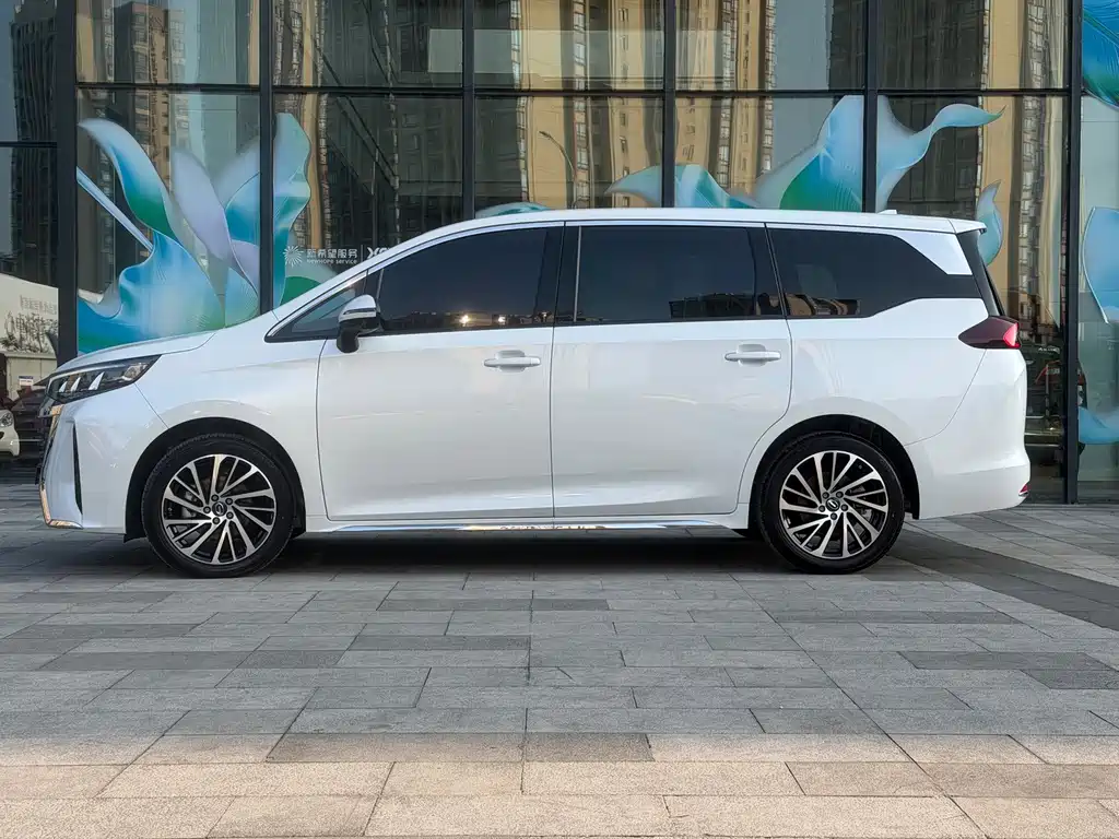 GAC Motor Trumpchi M6 — миниатюра 8