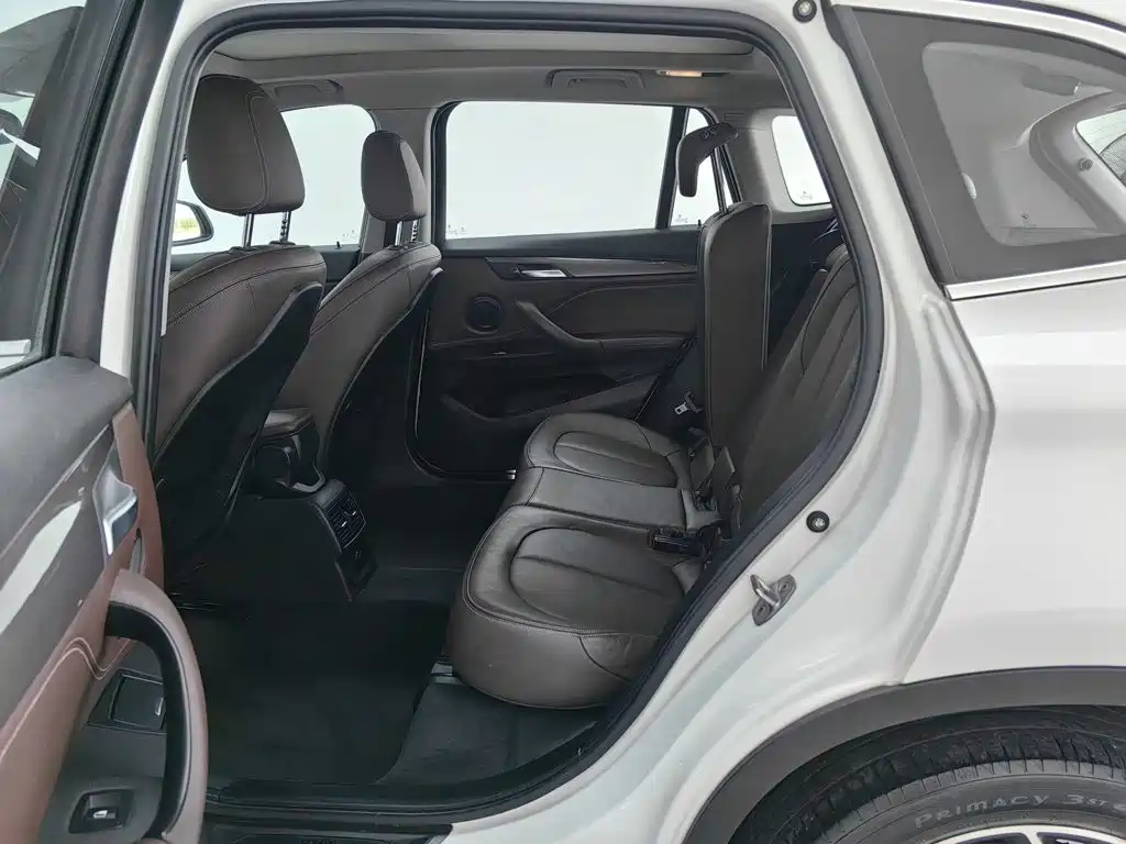 BMW X1 — миниатюра 15