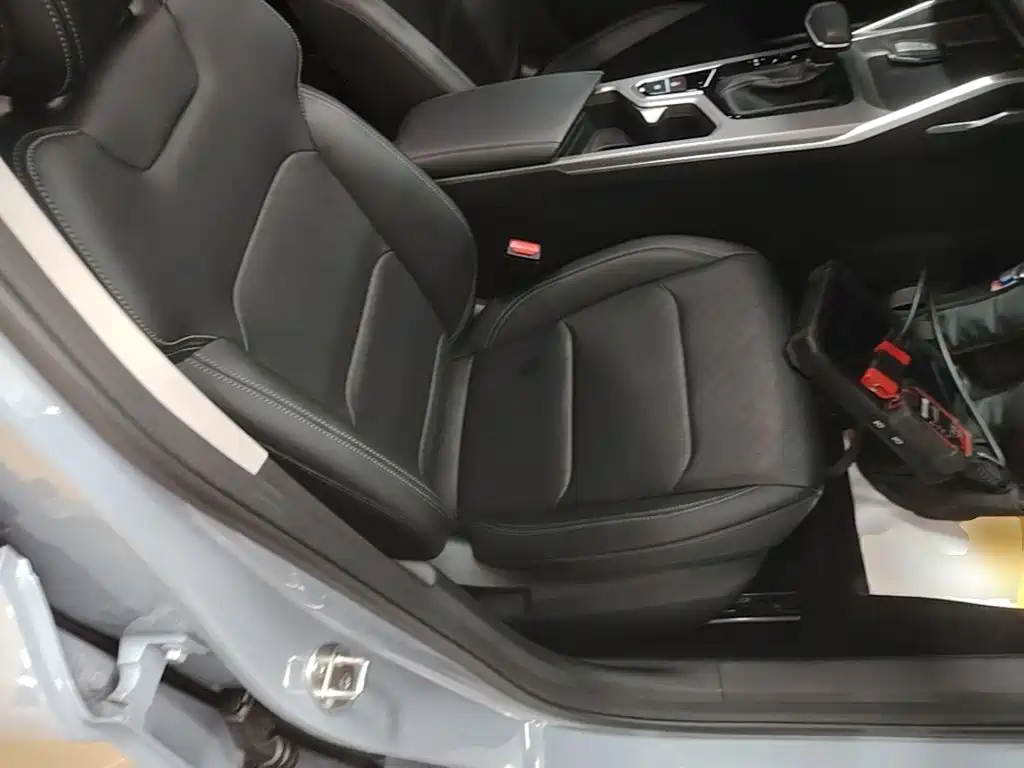 Geely Emgrand — миниатюра 25