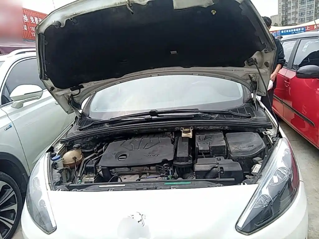 Peugeot 308 — миниатюра 20