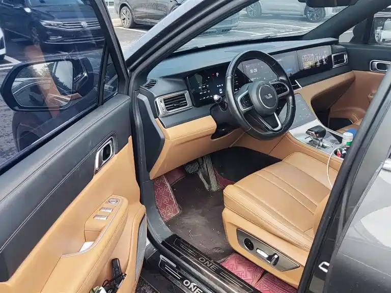 Li Auto ONE 2020 6 мест