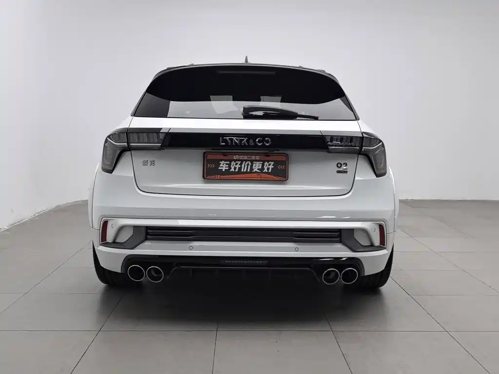 Lynk & Co 02 Hatchback — миниатюра 4