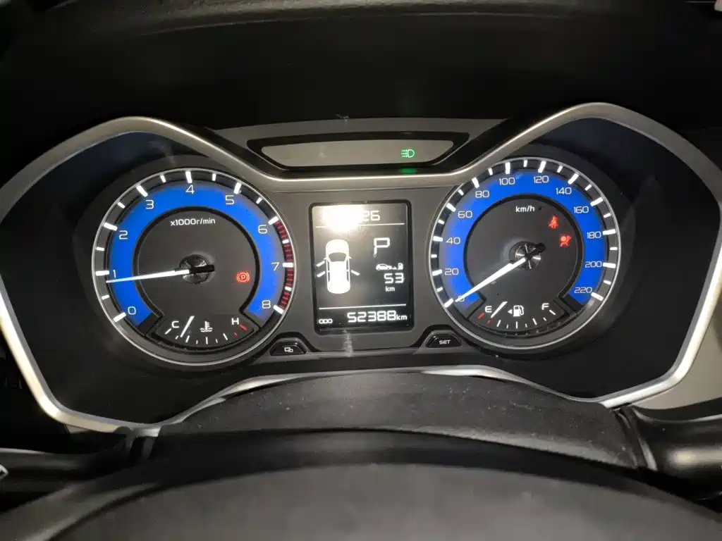 Geely Vision X3 — миниатюра 12