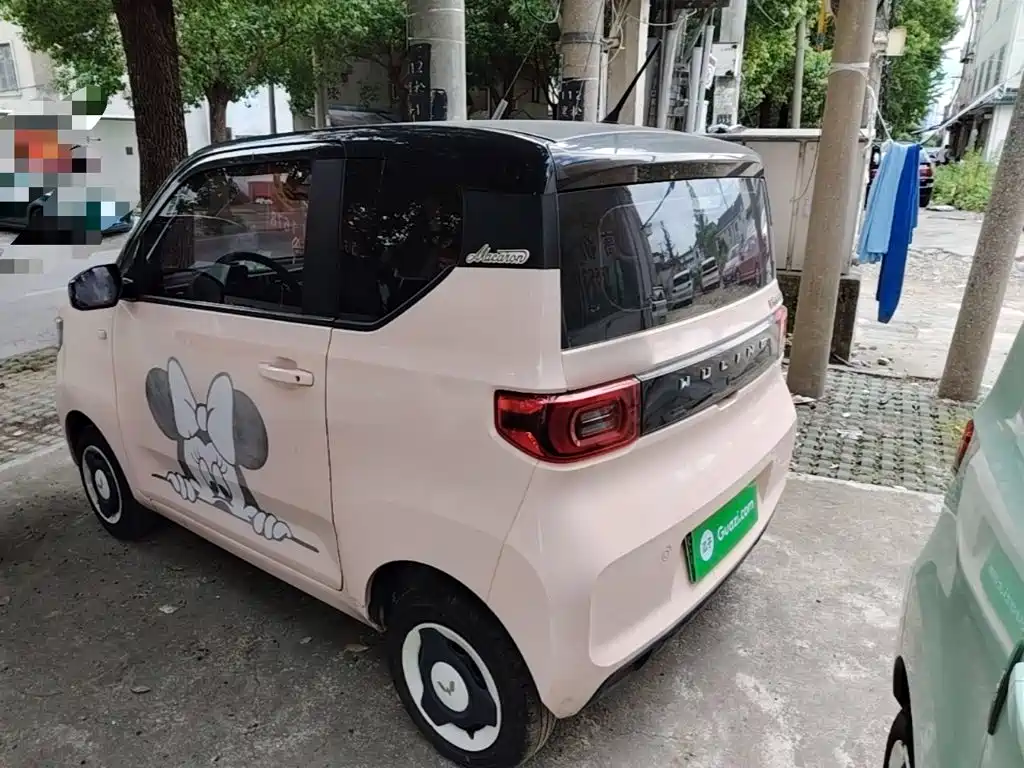Wuling MINIEV — миниатюра 5
