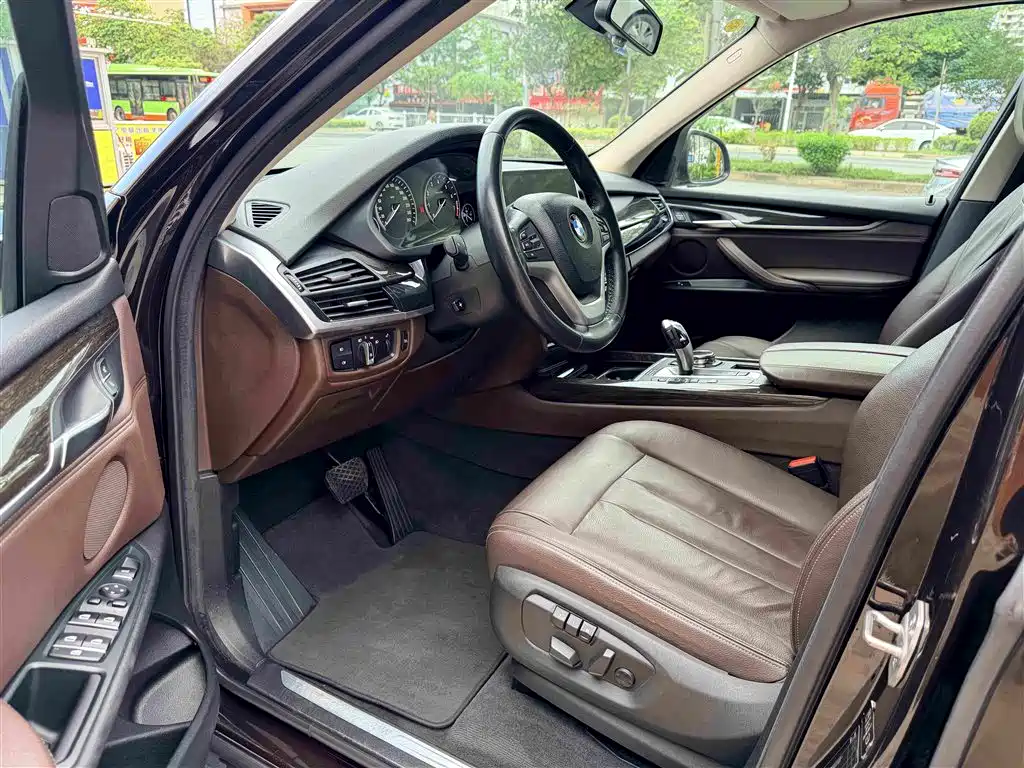 BMW X5 2014 xDrive35i Luxury