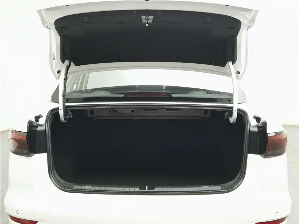 GEELY AUTOMOBILE EMGRAND