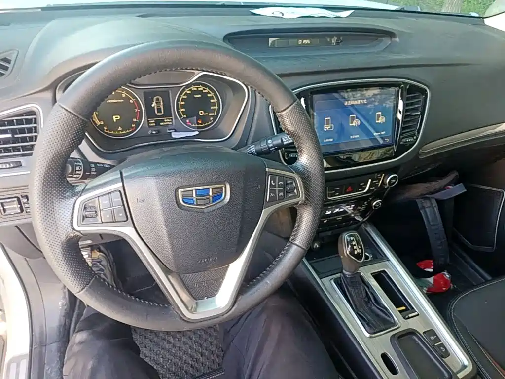 Geely Vision X6 — миниатюра 10