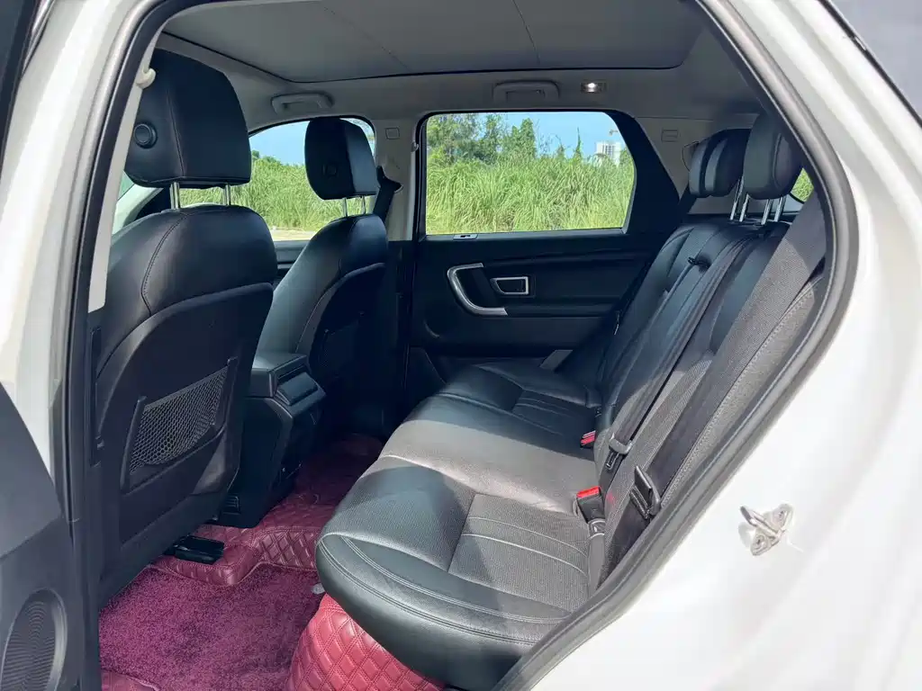 Land Rover Discovery Sport — миниатюра 9