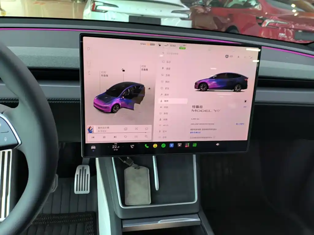 Tesla Model Y L — миниатюра 13