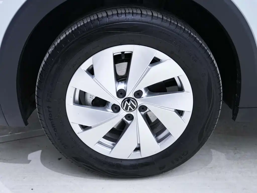 Volkswagen Tharu 2025 1.5L