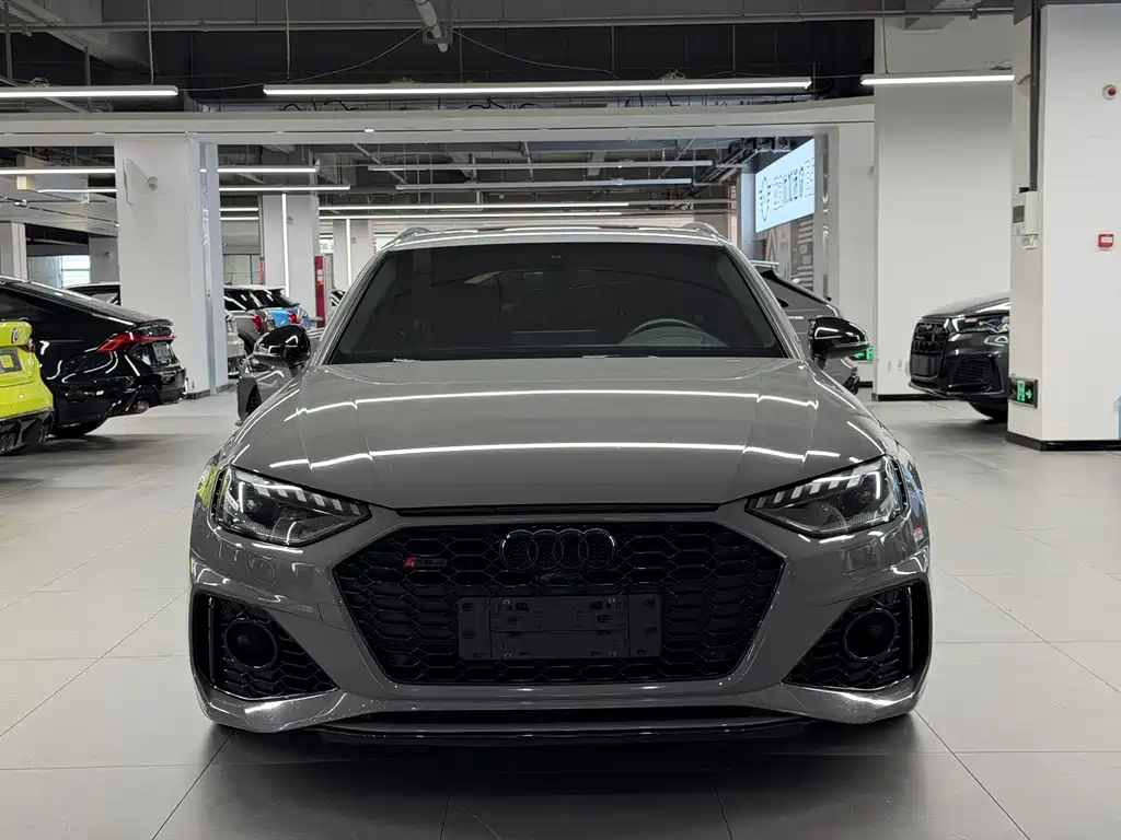 Audi RS 4 — миниатюра 2
