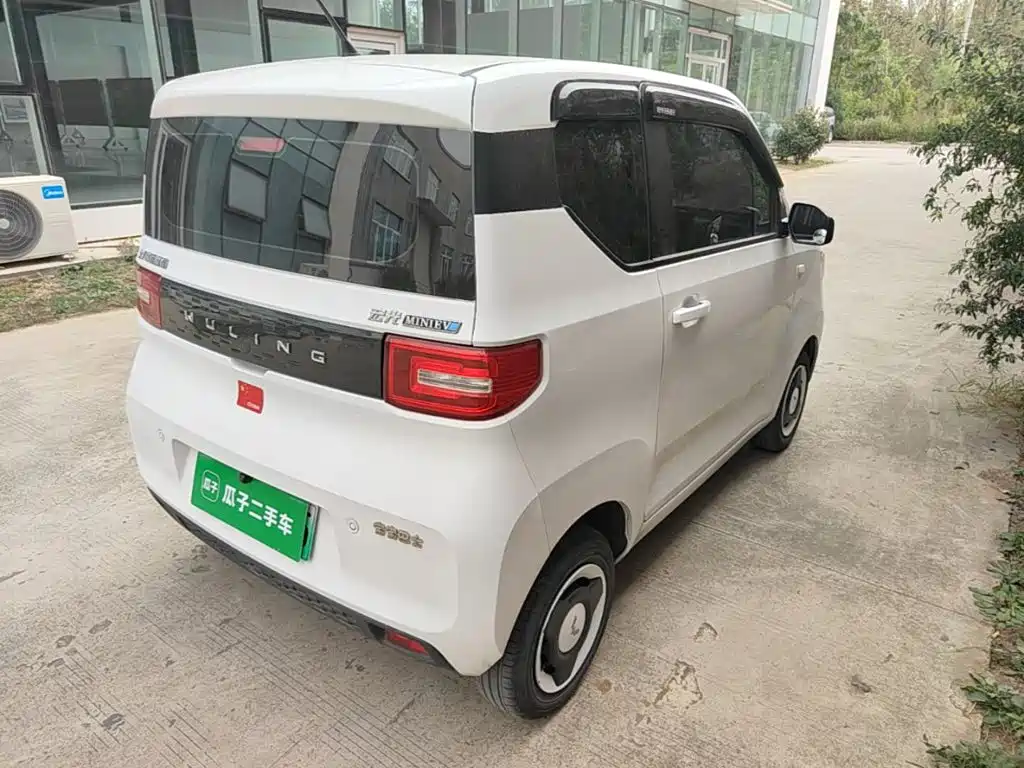 Wuling MINIEV — миниатюра 7