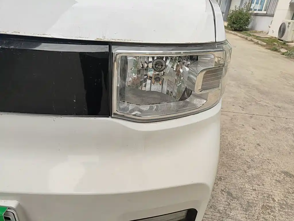 Wuling MINIEV — миниатюра 24