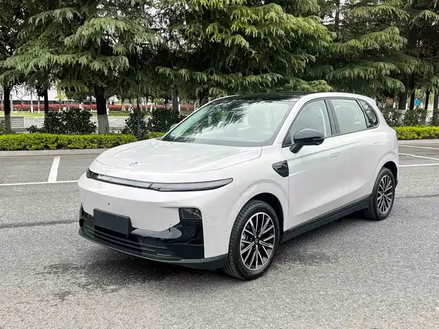 2025 Leapmotor B10
