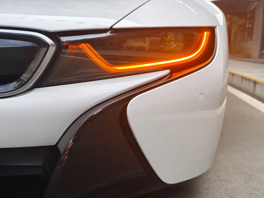 BMW i8 — миниатюра 39