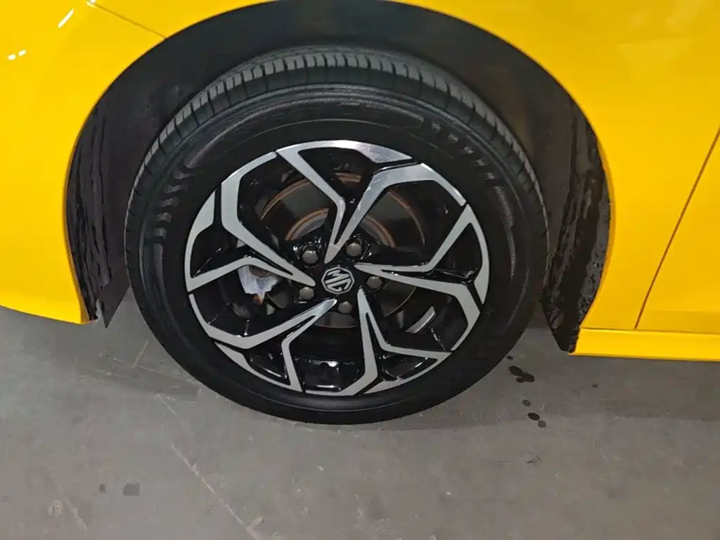 MG MG5 — миниатюра 23