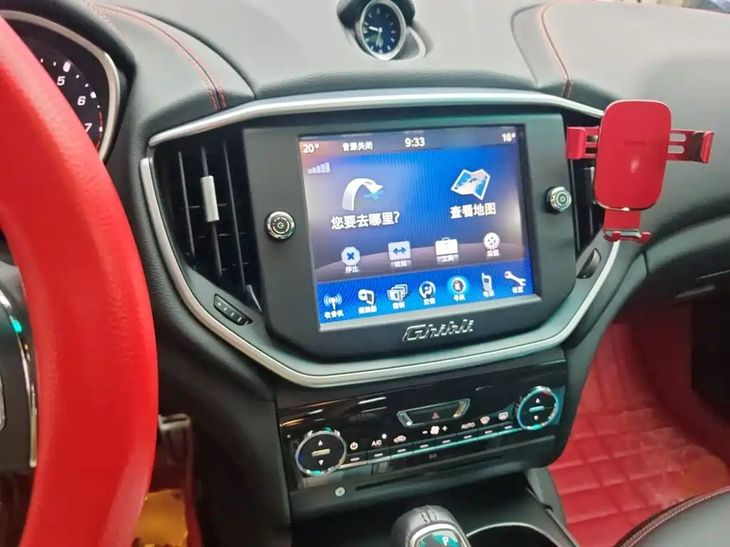 Maserati Ghibli — миниатюра 6