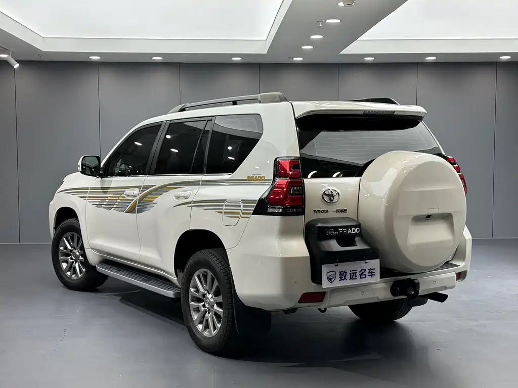 Toyota Land Cruiser Prado 2018 3.5L AT VX NAVI