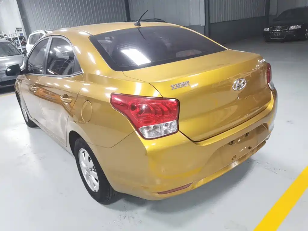 Hyundai Verna — миниатюра 5