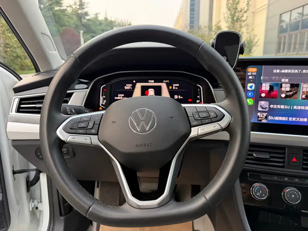 Volkswagen Bora — миниатюра 9