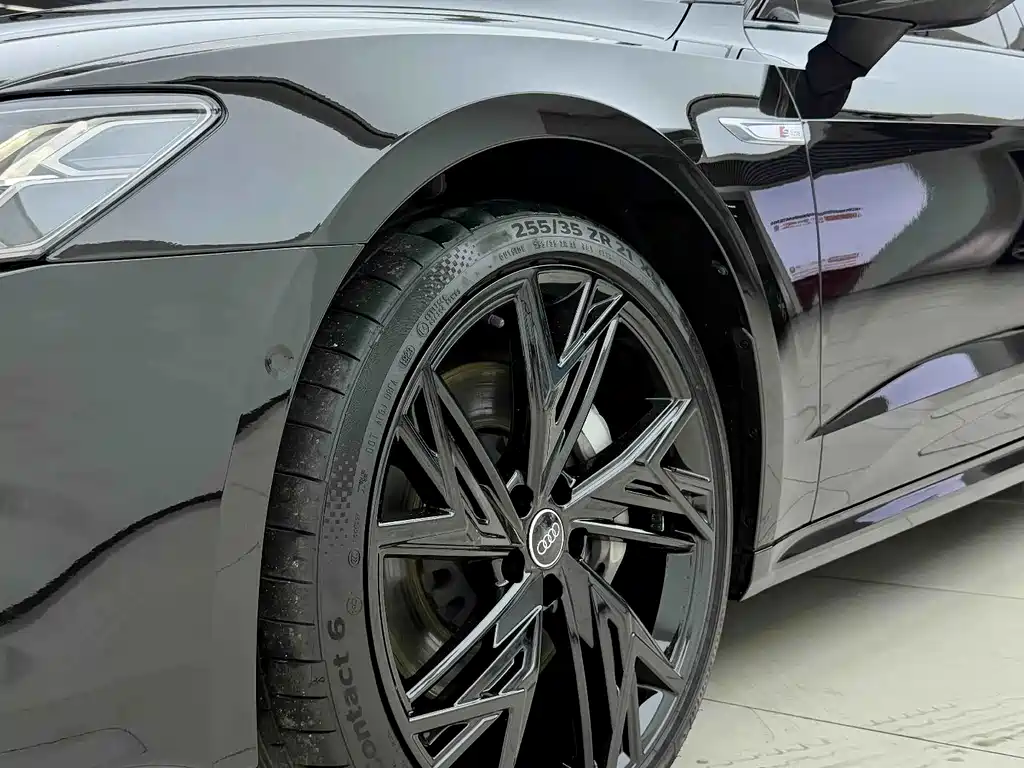 Audi A7L — миниатюра 9