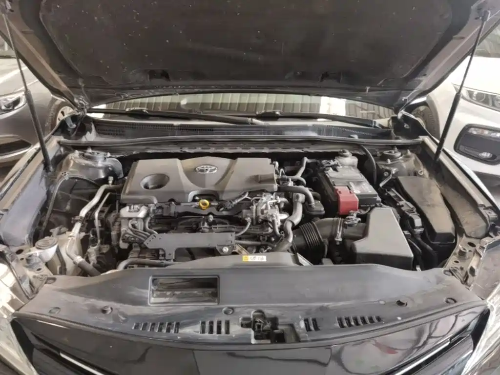 Toyota Camry — миниатюра 20