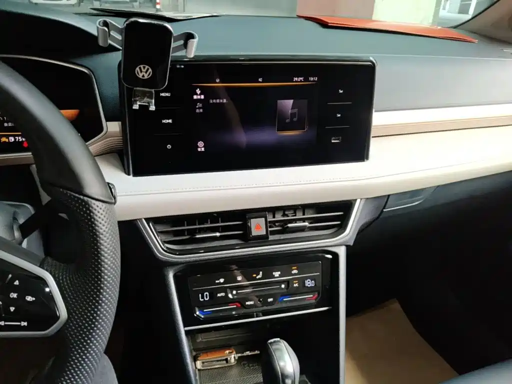 Volkswagen Tharu — миниатюра 13