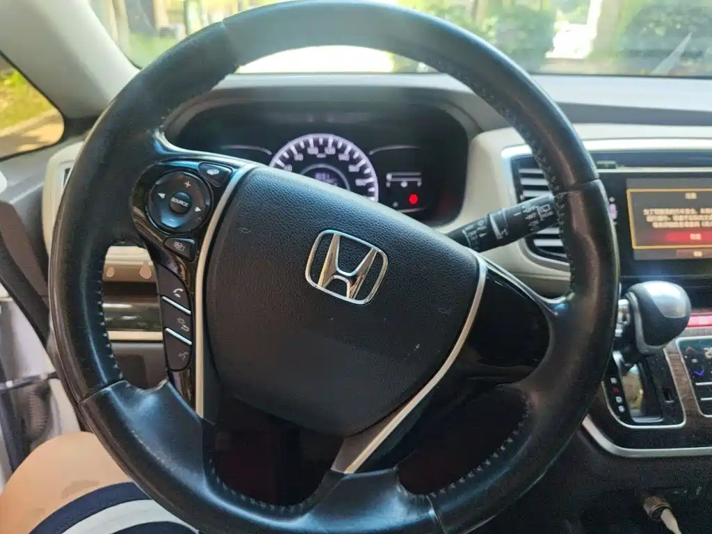 Honda Odyssey — миниатюра 6