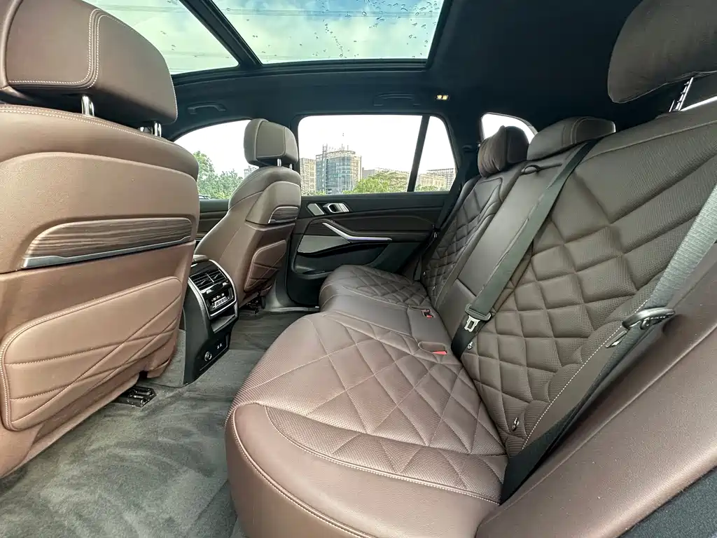 BMW X5 2022 xDrive 40Li M Sport