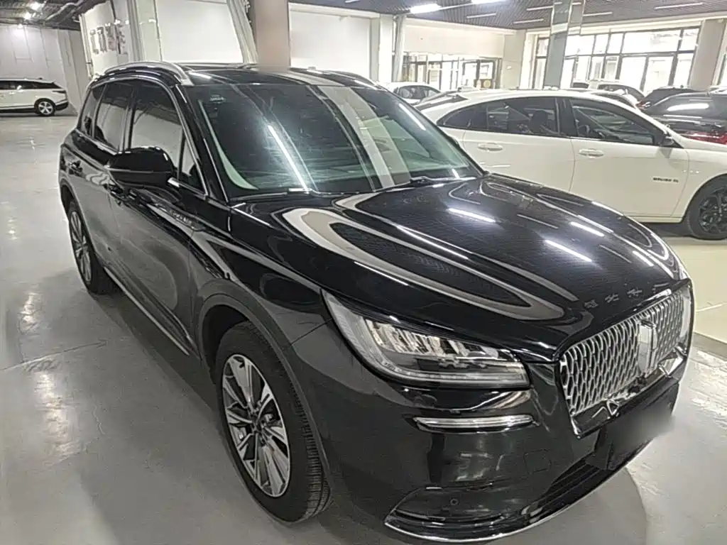 Lincoln Corsair — миниатюра 4