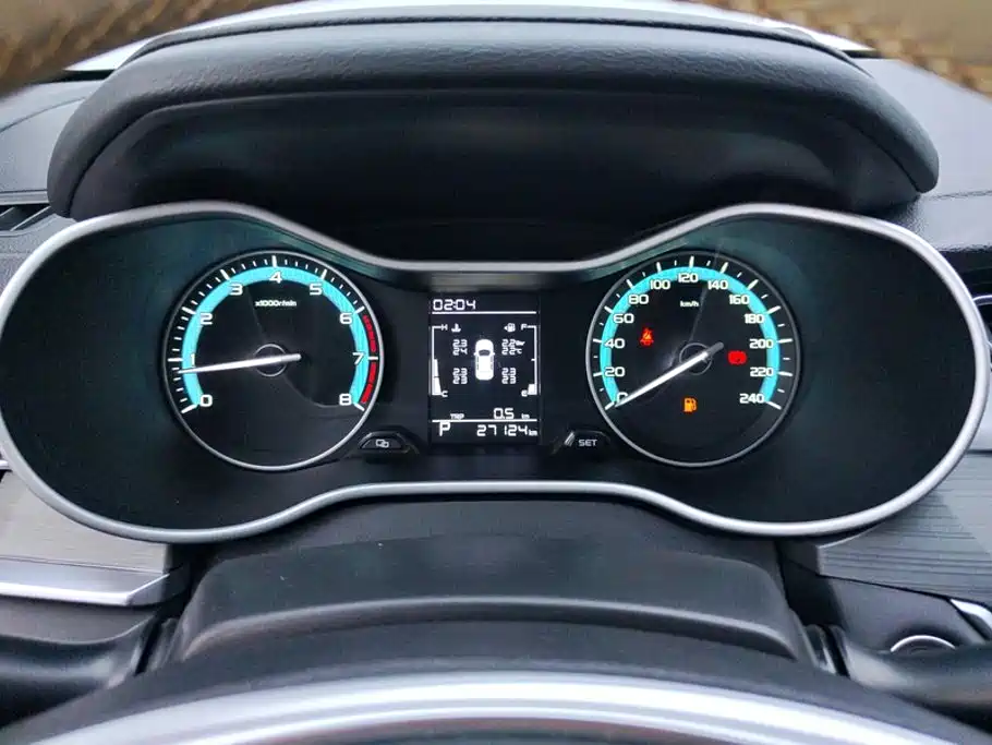 Geely Emgrand — миниатюра 14