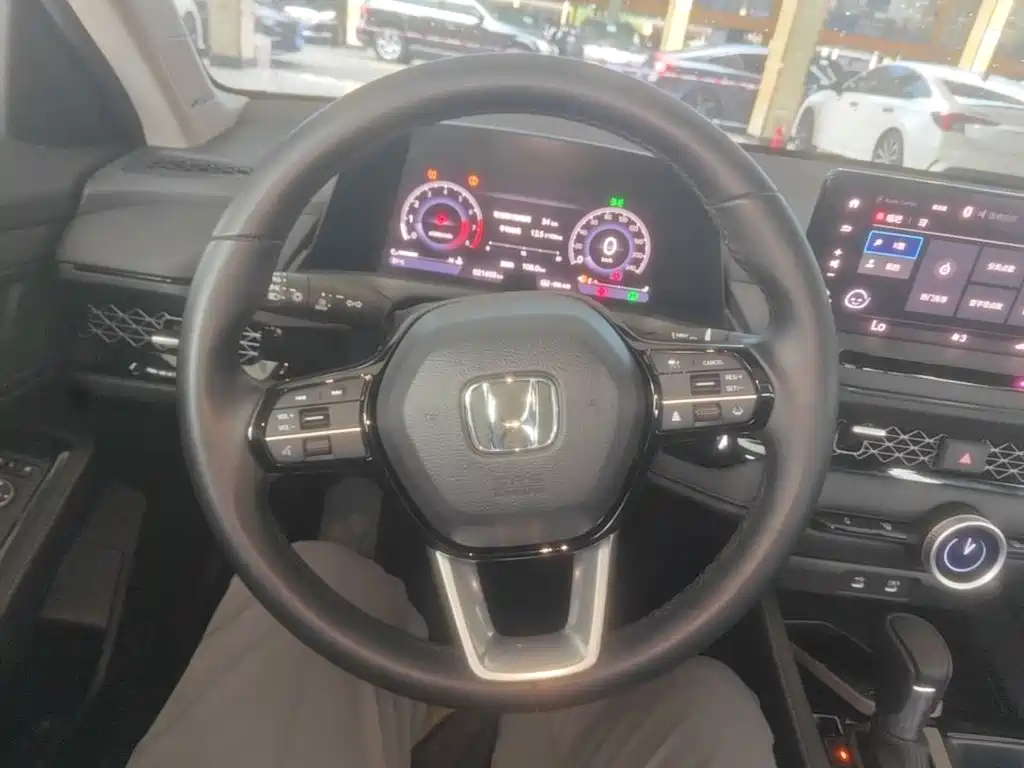 Honda Accord — миниатюра 11