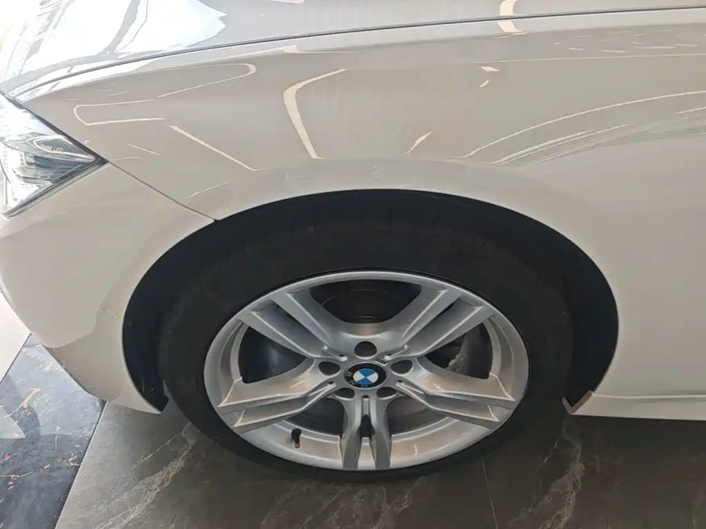 BMW 3 Series — миниатюра 23