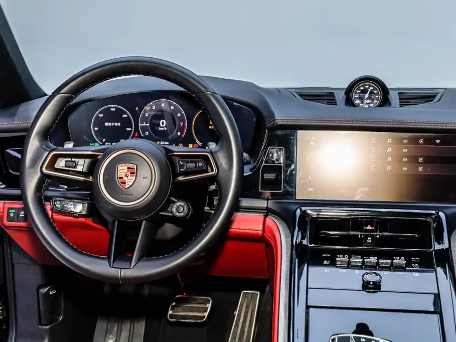 Porsche Panamera — миниатюра 13
