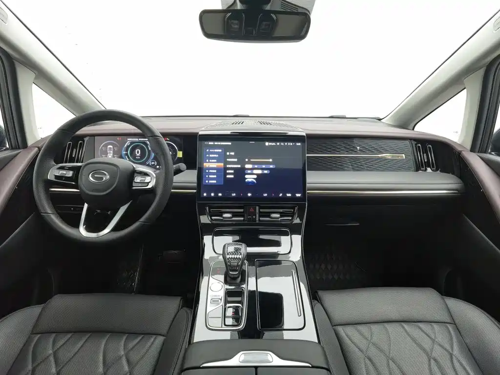 GAC Motor Trumpchi M8 — миниатюра 5