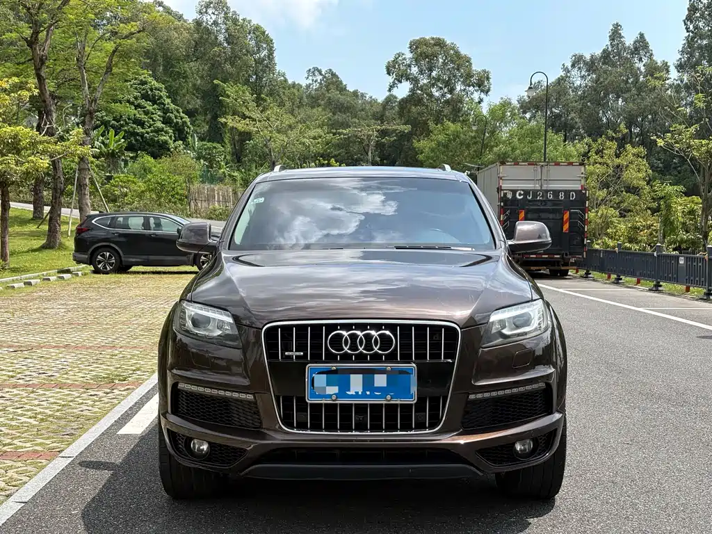 Audi Q7 — миниатюра 2