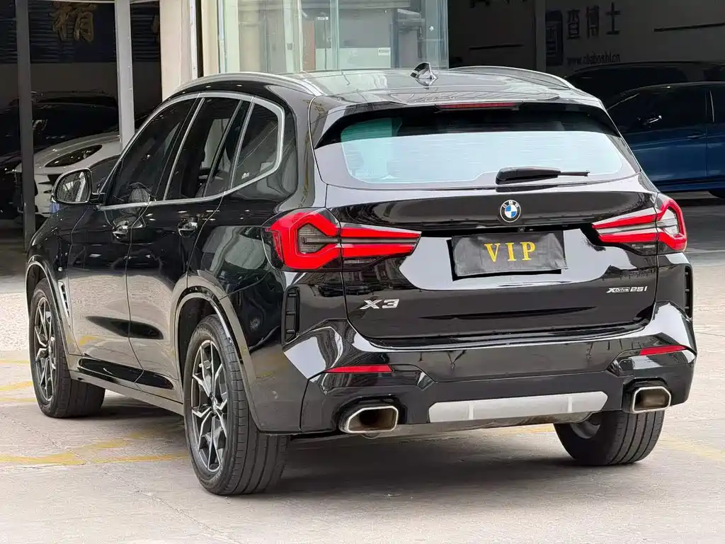 BMW X3 — миниатюра 9