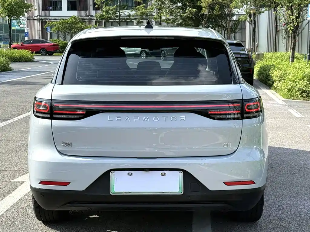 Leapmotor Leapmotor C11 — миниатюра 8