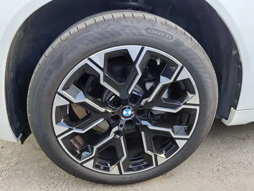 BMW X3 — миниатюра 8