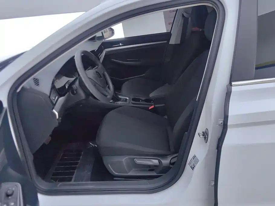 Volkswagen Bora — миниатюра 9