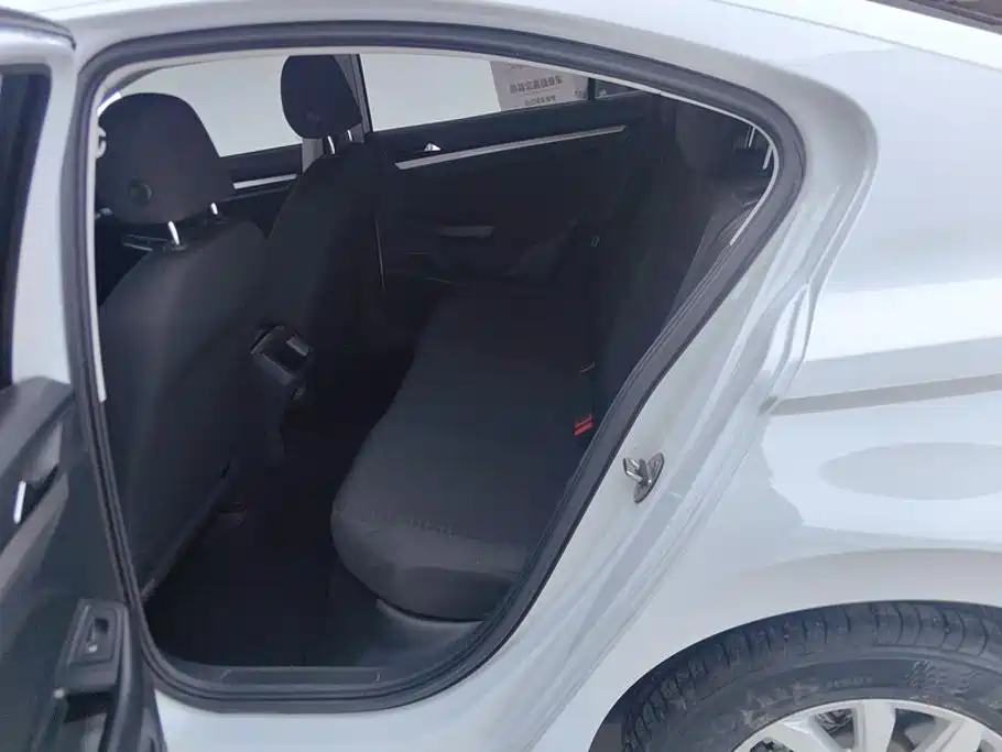 Volkswagen Bora — миниатюра 11